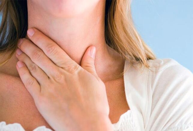 Dolor de garganta con papilomatosis de la laringe. 